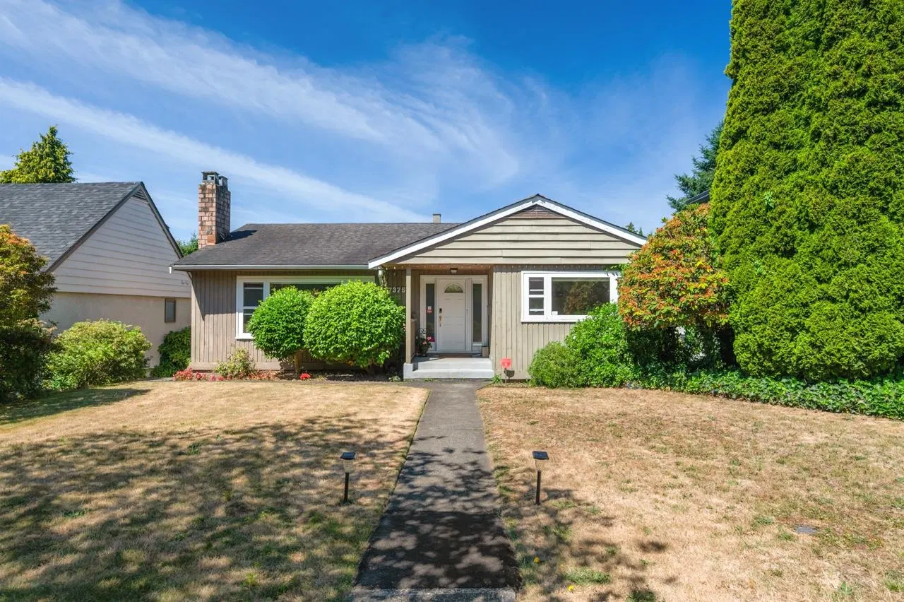 Photo 1 of 28 at 7375 Laburnum Street