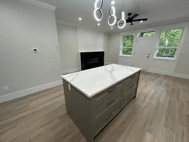 Photo 5 of 24 at 24308 101a Avenue