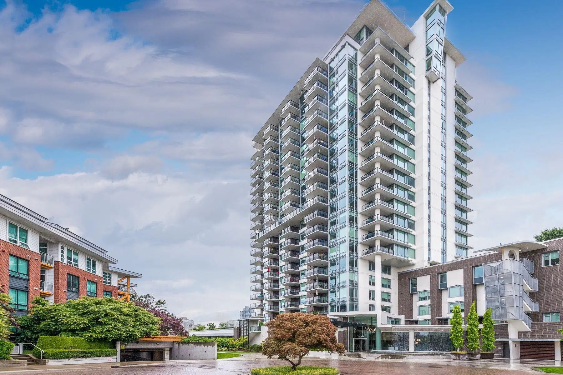 #606 – 210 Salter Street