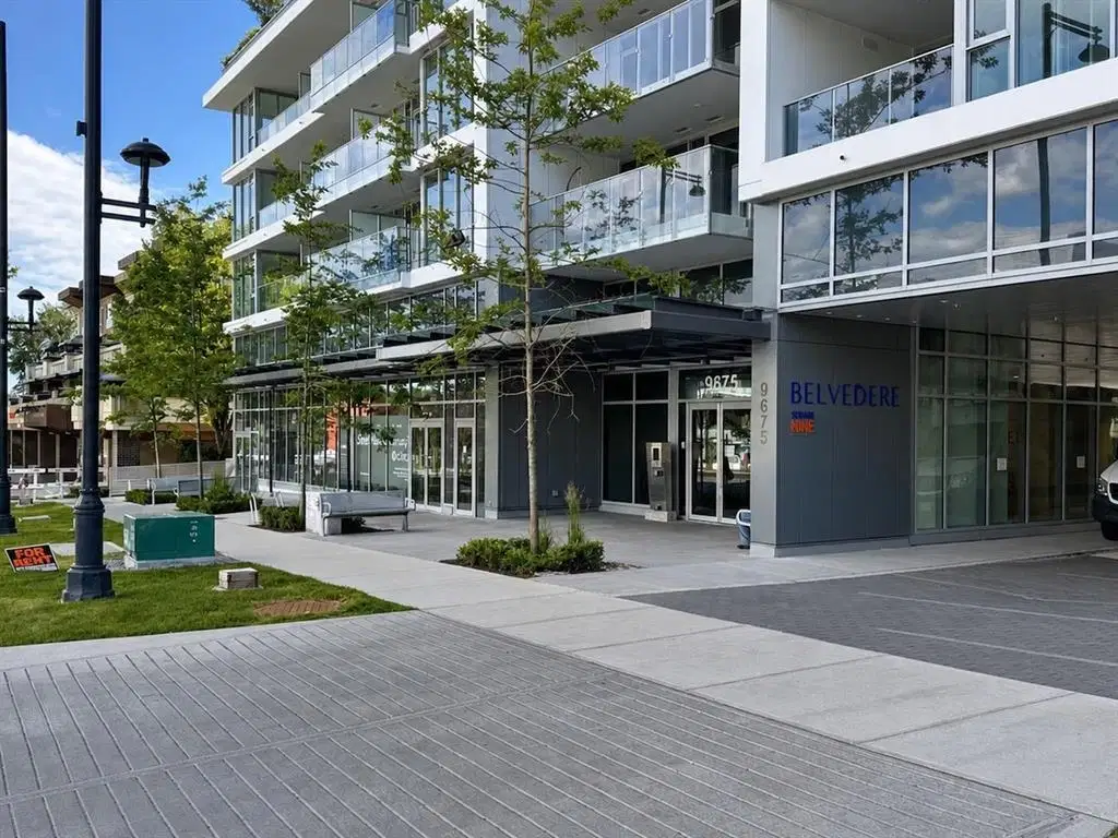 #2506 – 9675 King George Boulevard