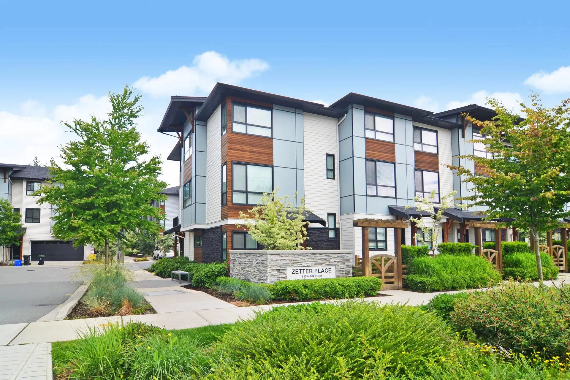 Photo 1 of 34 at #32 – 8508 204 Street