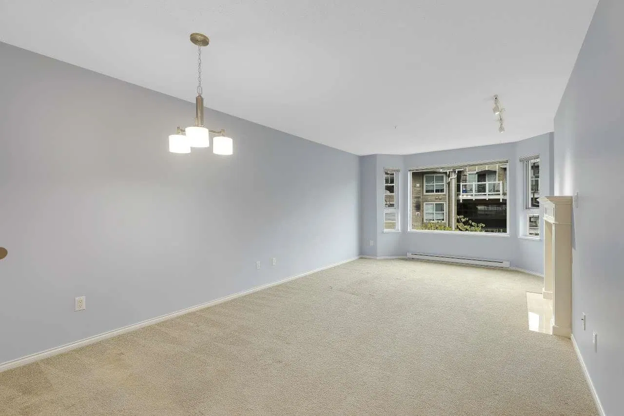 Photo 3 of 19 at #316 – 5888 Dover Crescent