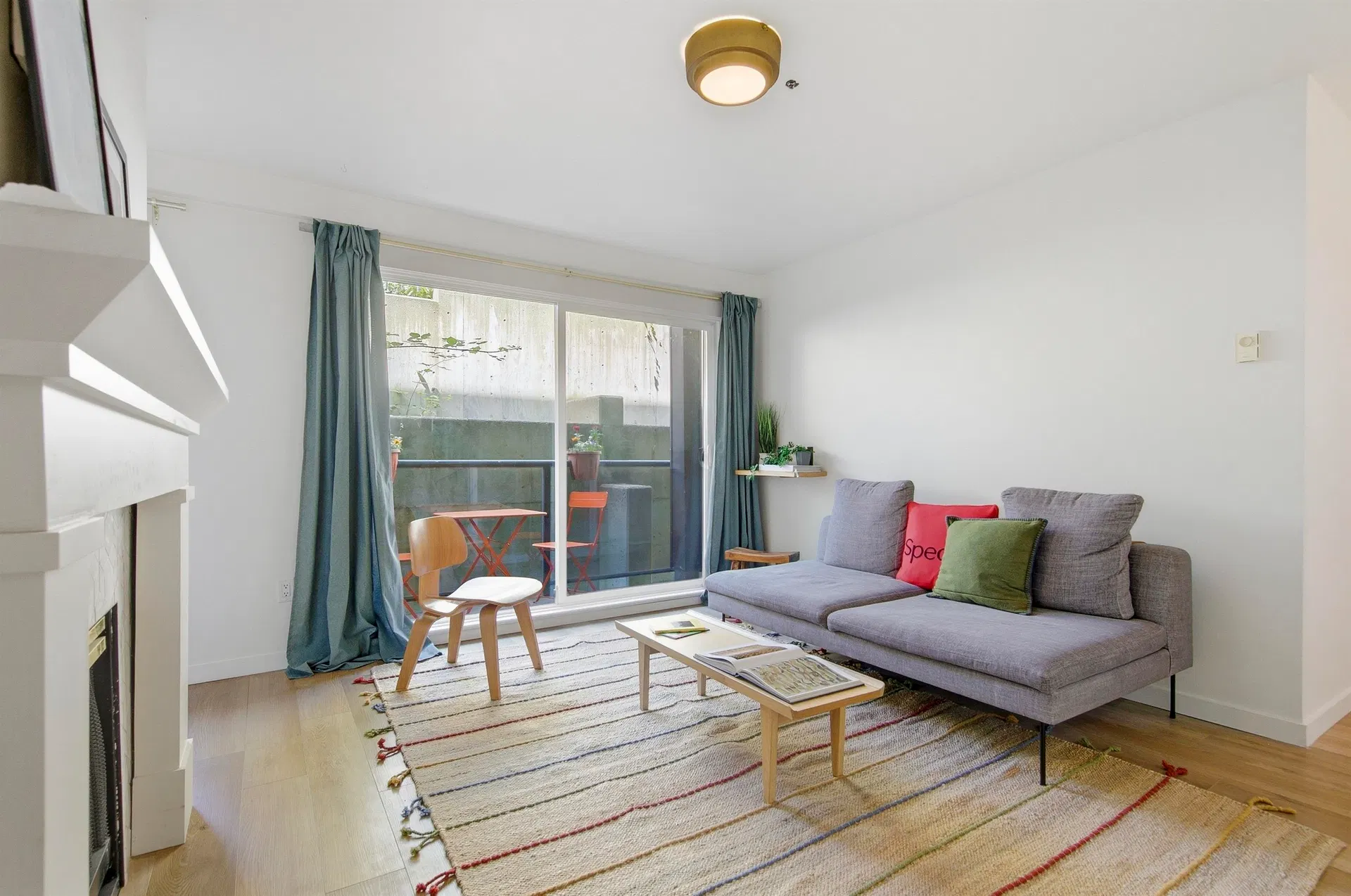 Photo 3 of 27 at #205 – 33165 2nd Avenue