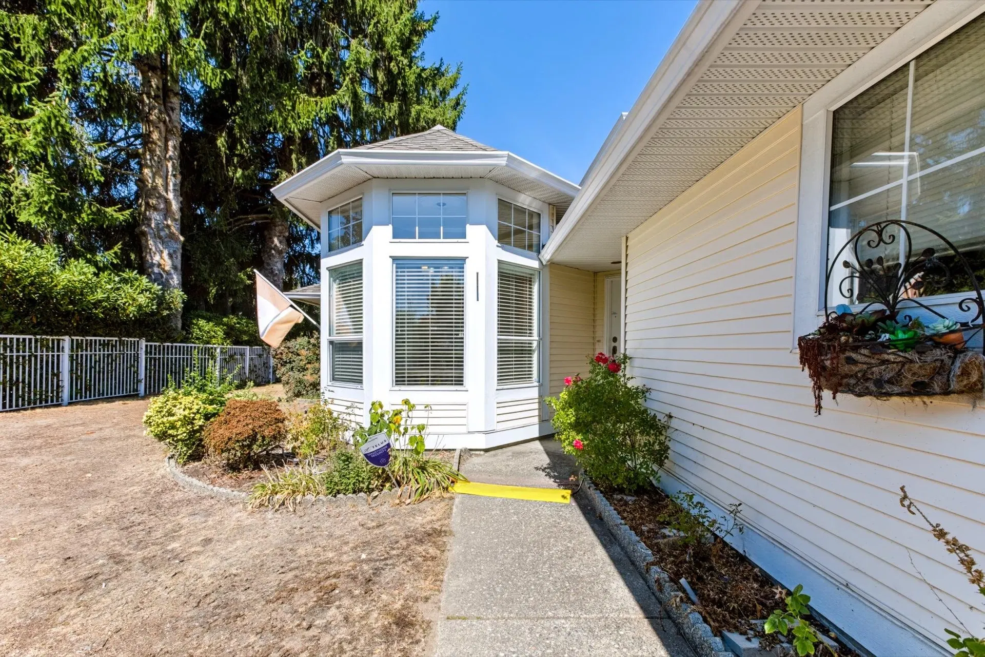 Photo 3 of 39 at #18 – 9208 208 Street