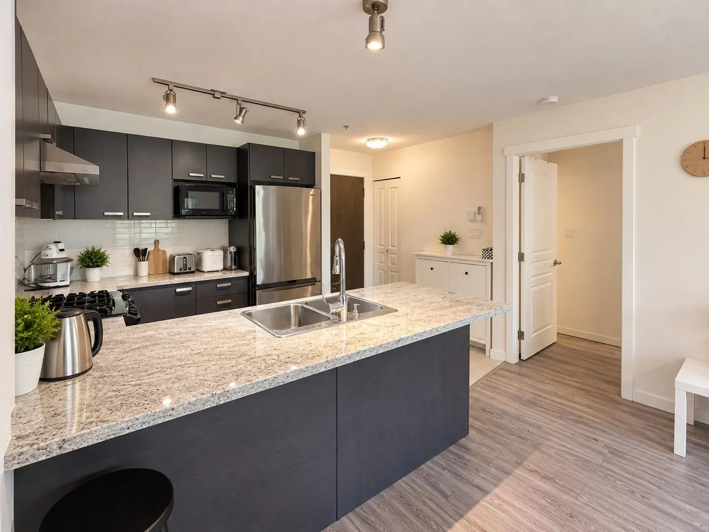 Photo 5 of 23 at #218 – 9399 Tomicki Avenue