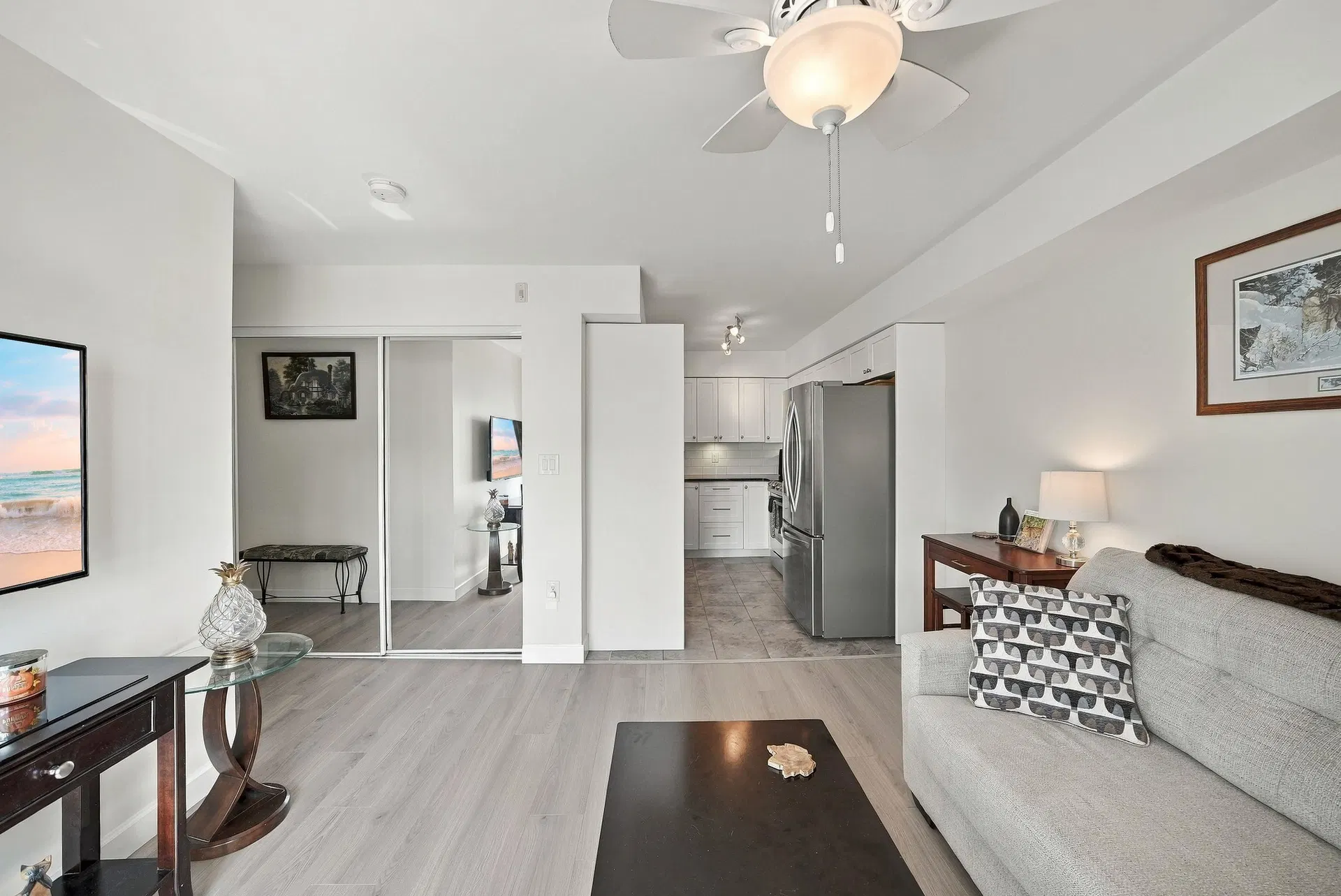 Photo 5 of 23 at #106 – 14881 Marine Drive