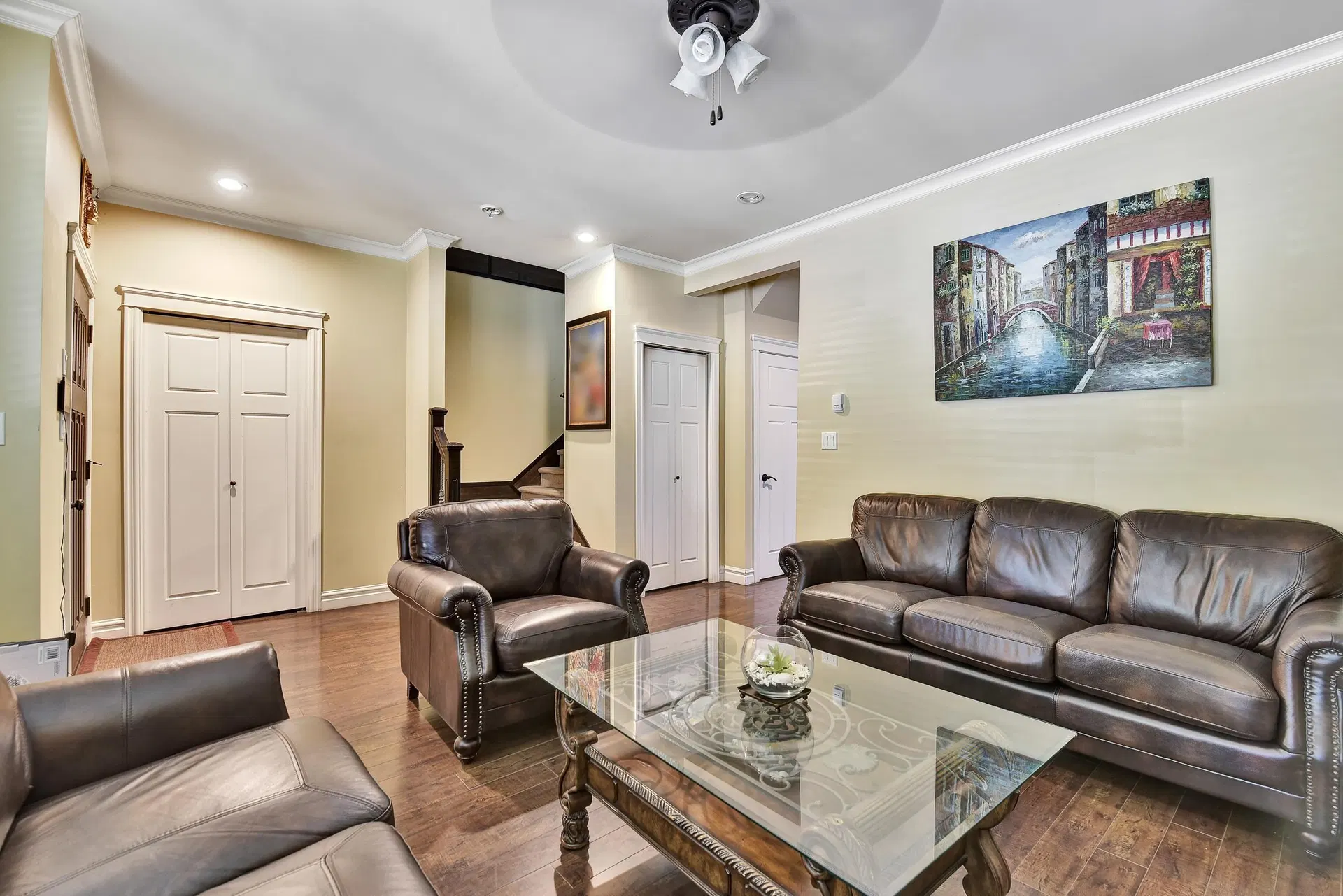 Photo 4 of 17 at 12928 60 Avenue