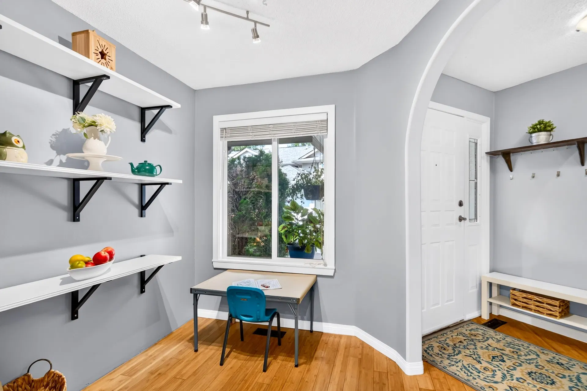 Photo 5 of 39 at #11 – 9045 Walnut Grove Drive