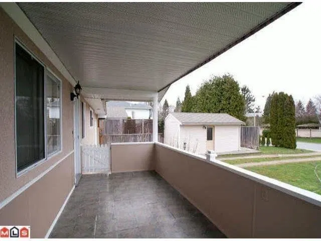 Photo 4 of 5 at 1955 158a Street
