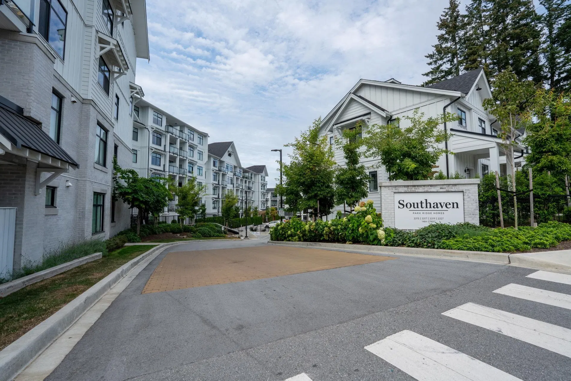 Photo 1 of 40 at #509 – 3317 148 Street