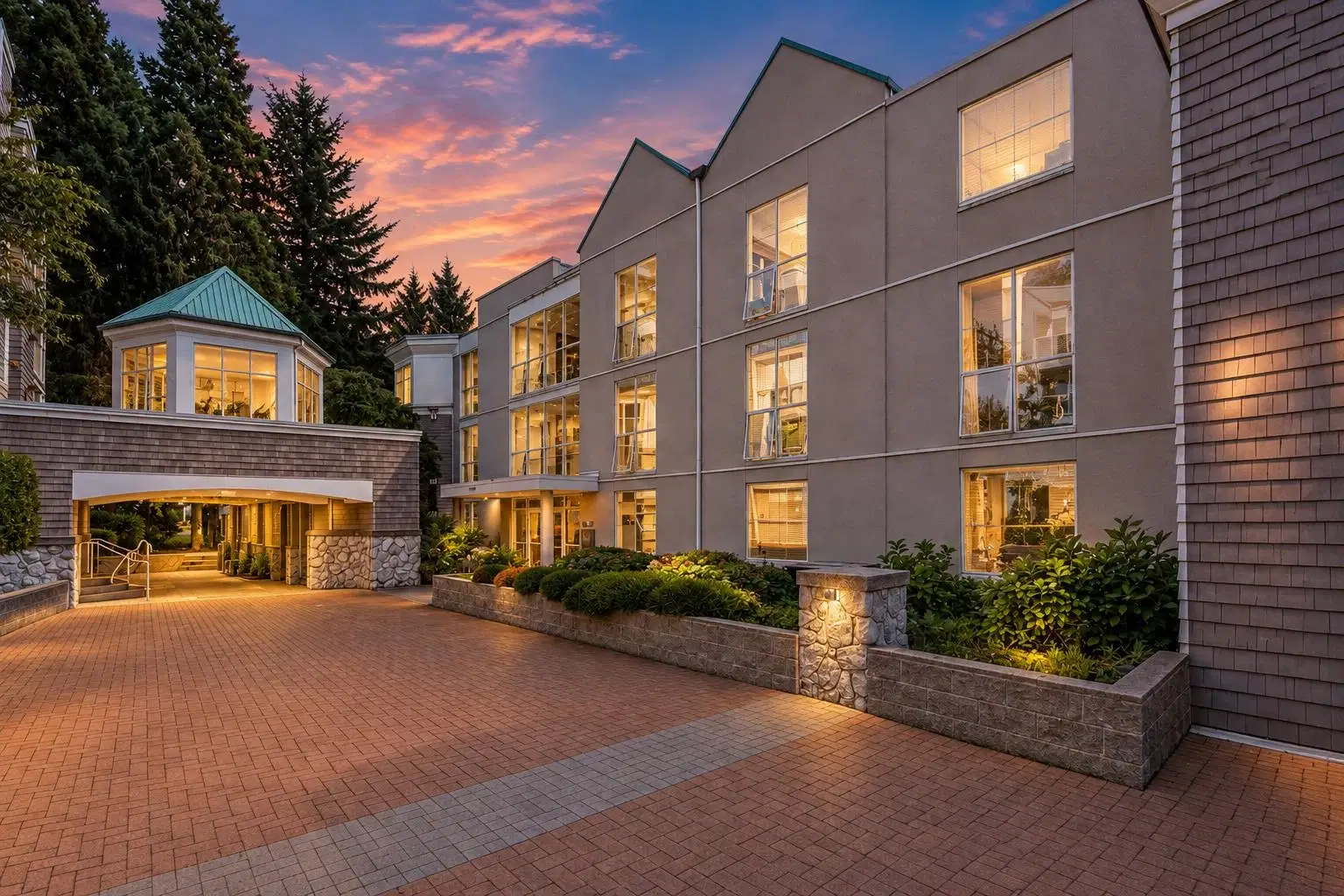 #312 – 8450 Jellicoe Street