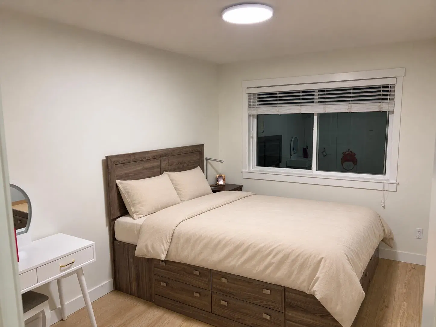 Photo 4 of 11 at #2x – 5580 Moncton Street