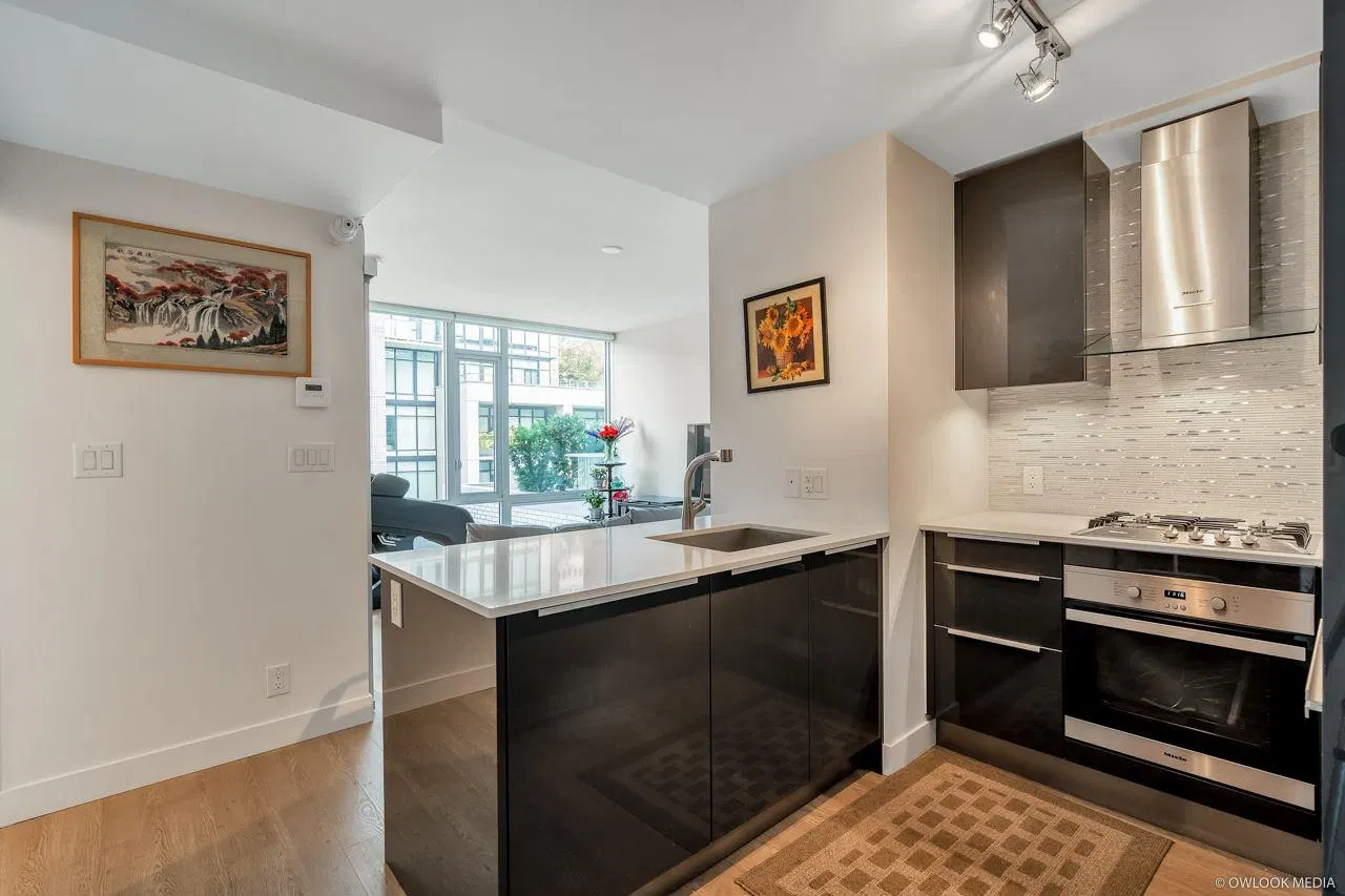 Photo 3 of 18 at #502 – 1283 Howe Street