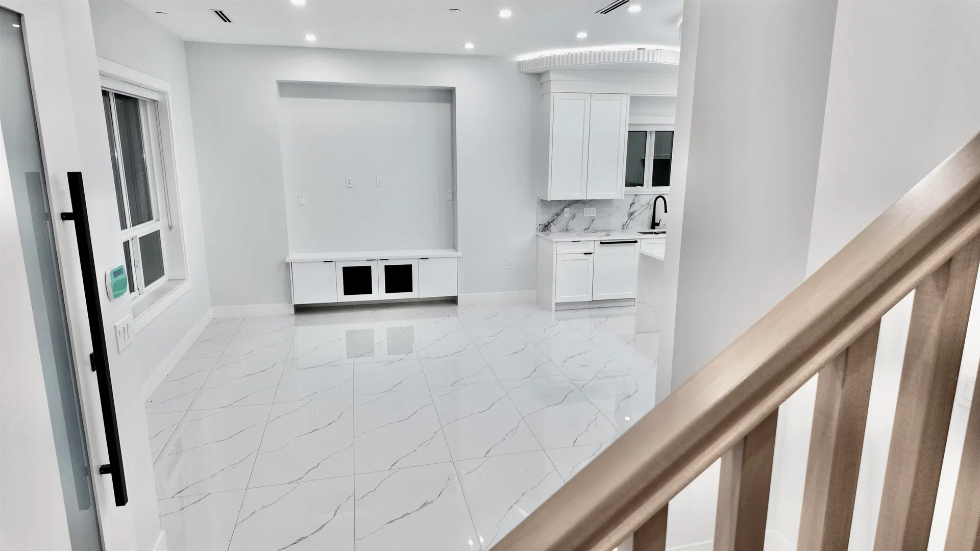 Photo 5 of 17 at 1330 E 64th Avenue