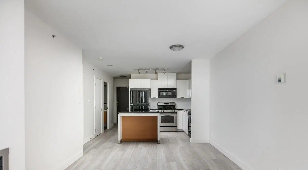 #602 – 151 2nd Street