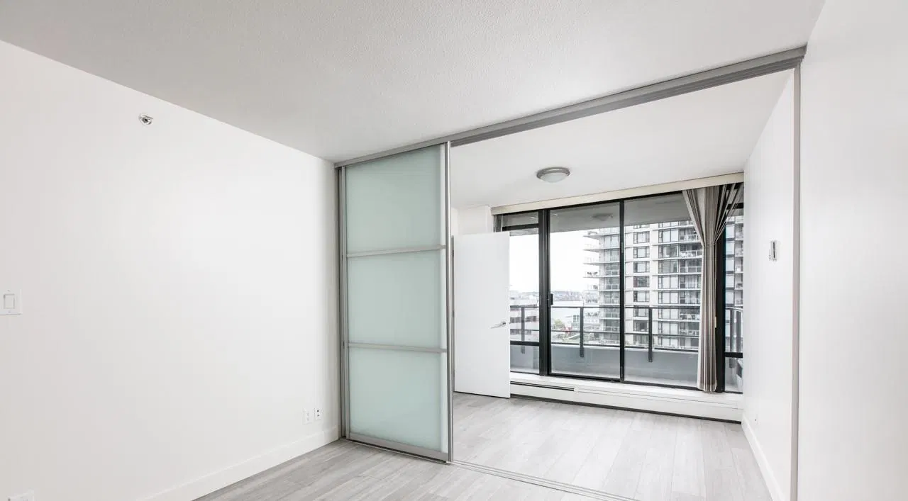 Photo 4 of 13 at #602 – 151 W 2nd Street
