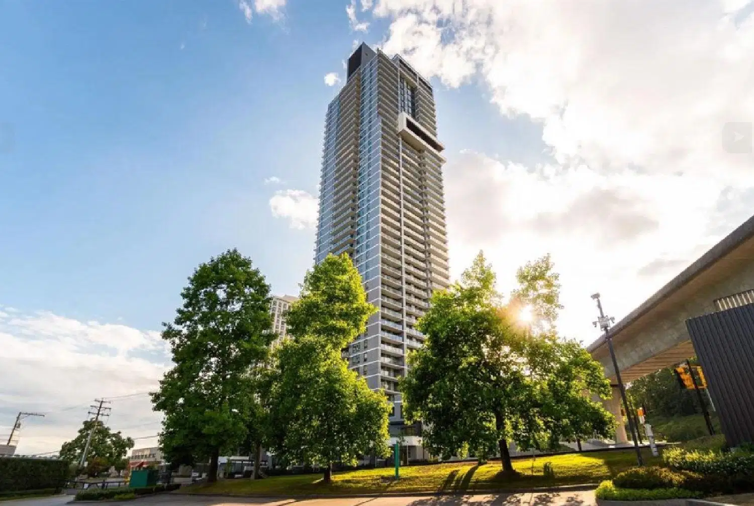 #3703 – 2135 Springer Avenue