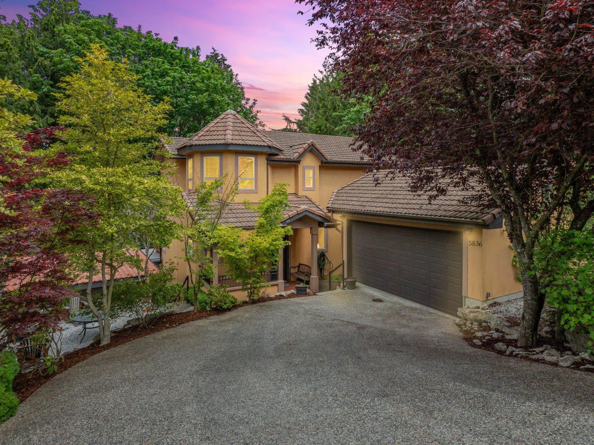 Photo 2 of 40 at 5836 Marine Way