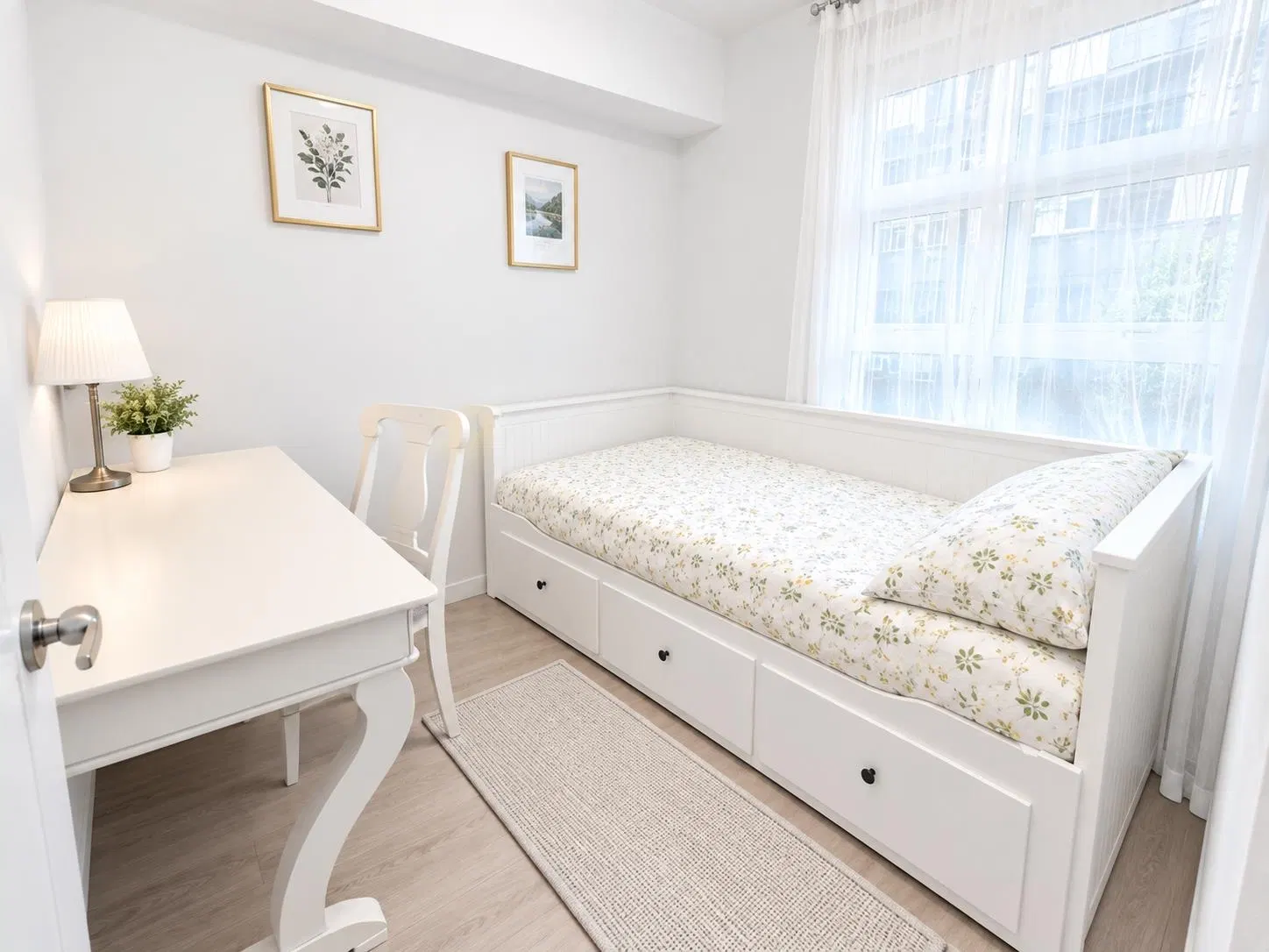 Photo 2 of 12 at Townhouse – 2728 Acadia Road