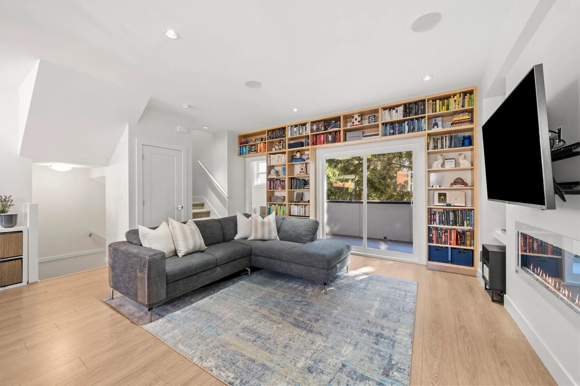 Photo 3 of 29 at #11 – 1670 160 Street
