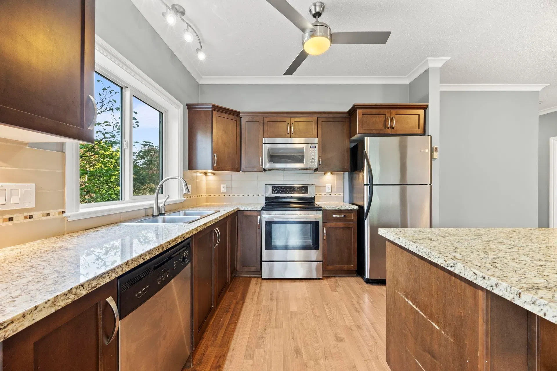 Photo 4 of 16 at #201 – 20286 53a Avenue