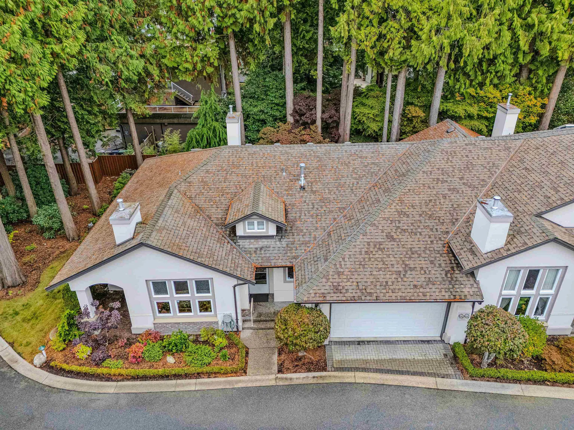 Photo 3 of 40 at #6 – 13911 16 Avenue