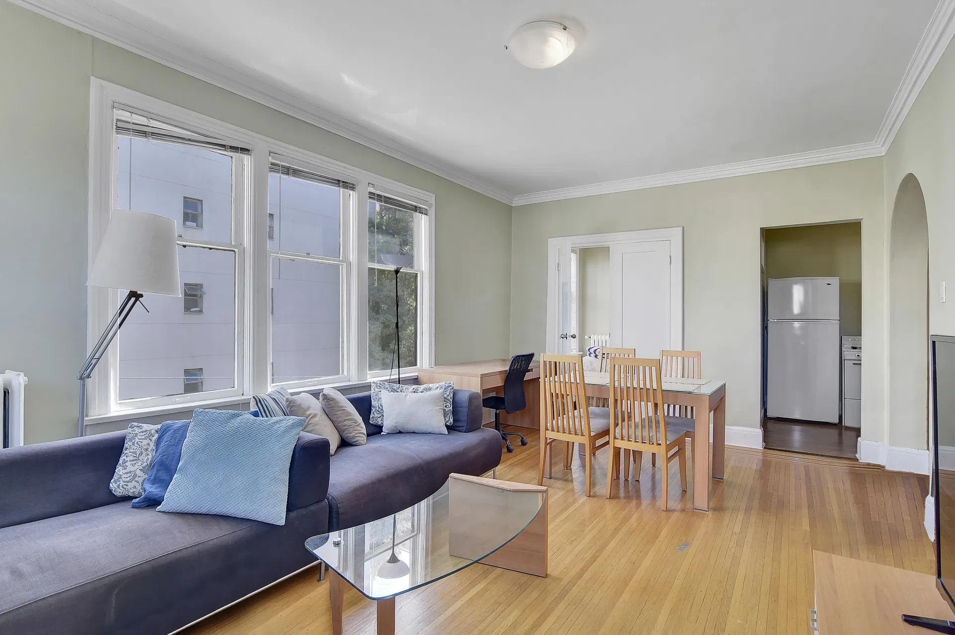 Photo 3 of 20 at #15 – 935 Jervis Street