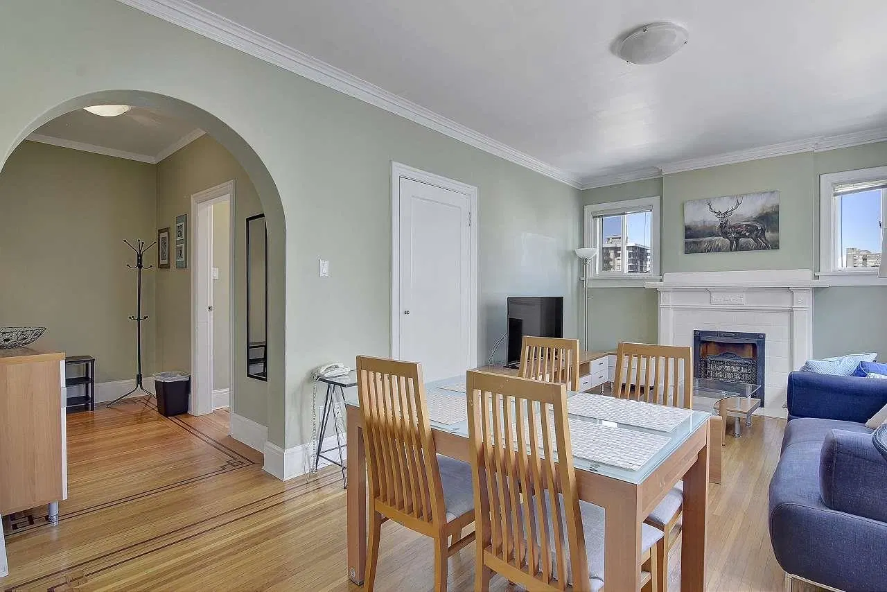 Photo 4 of 20 at #15 – 935 Jervis Street