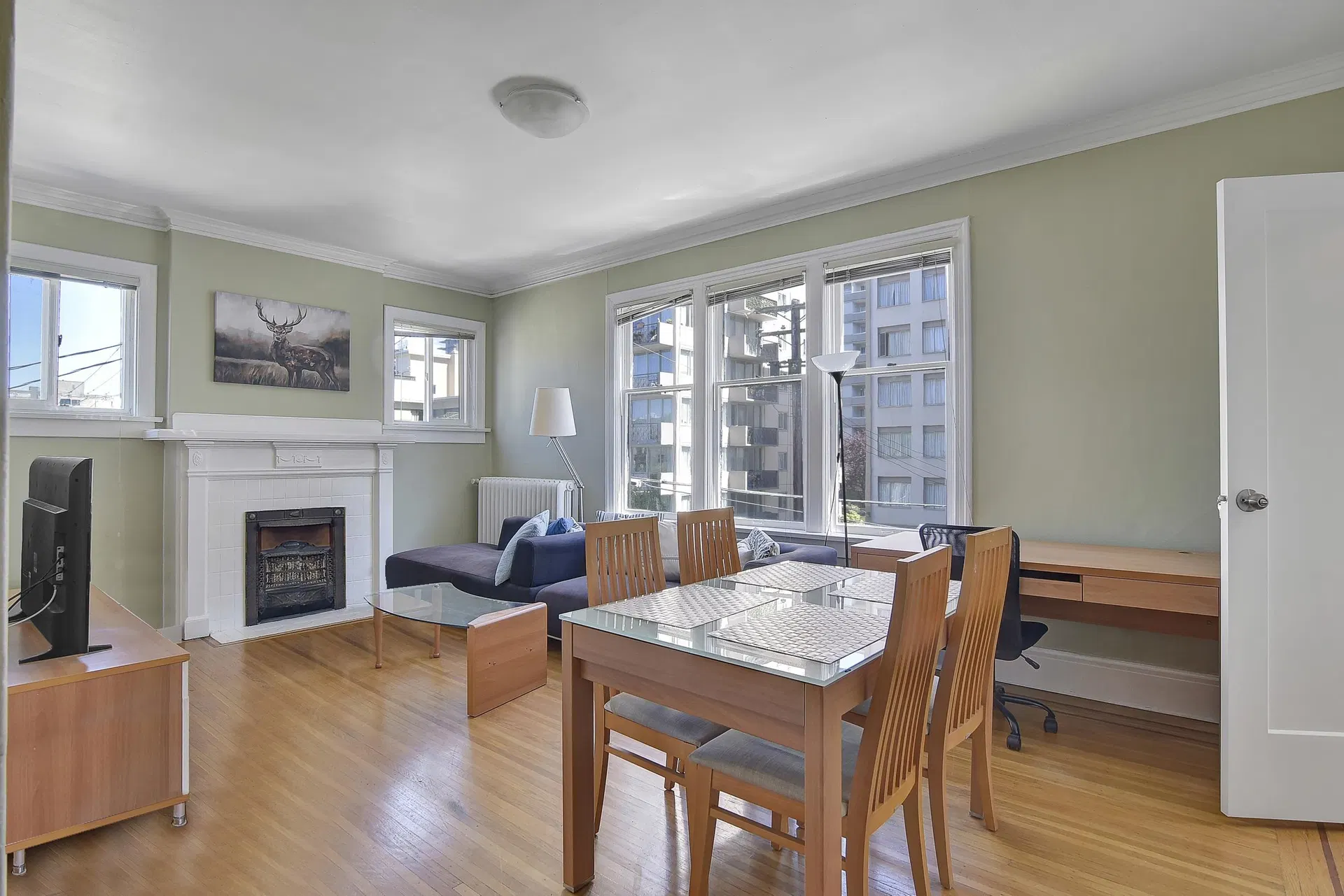 Photo 5 of 20 at #15 – 935 Jervis Street
