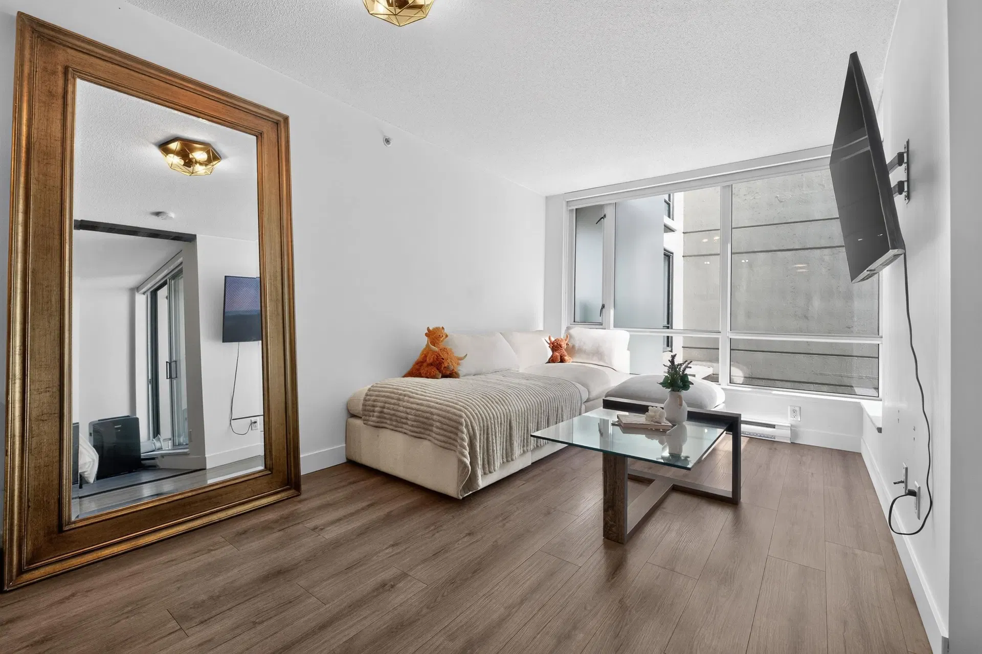 Photo 3 of 33 at #312 – 1082 Seymour Street