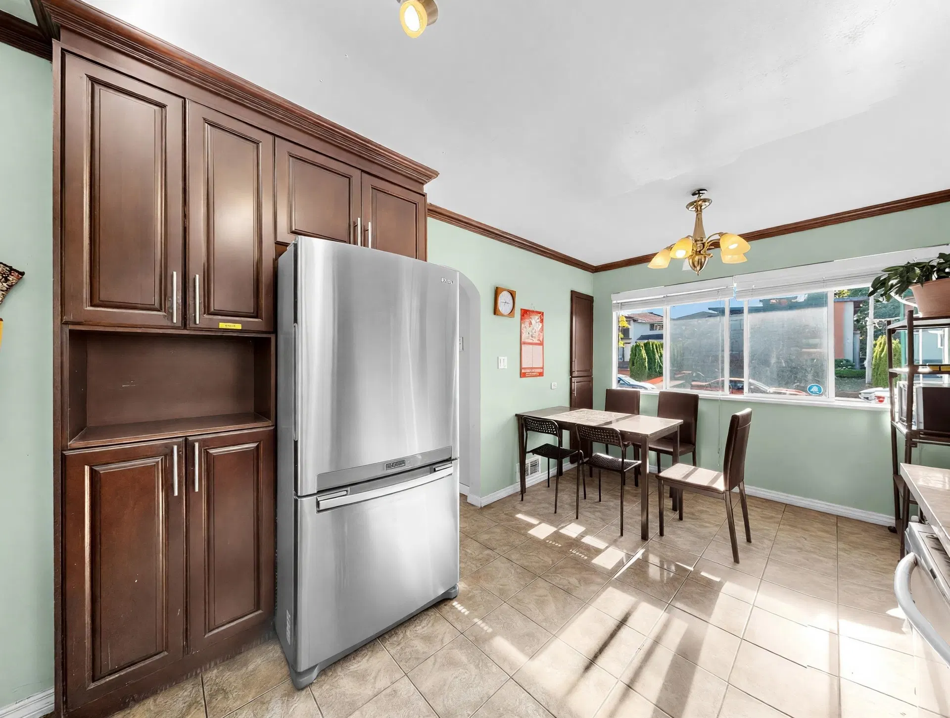 Photo 5 of 38 at 6654 Linden Avenue