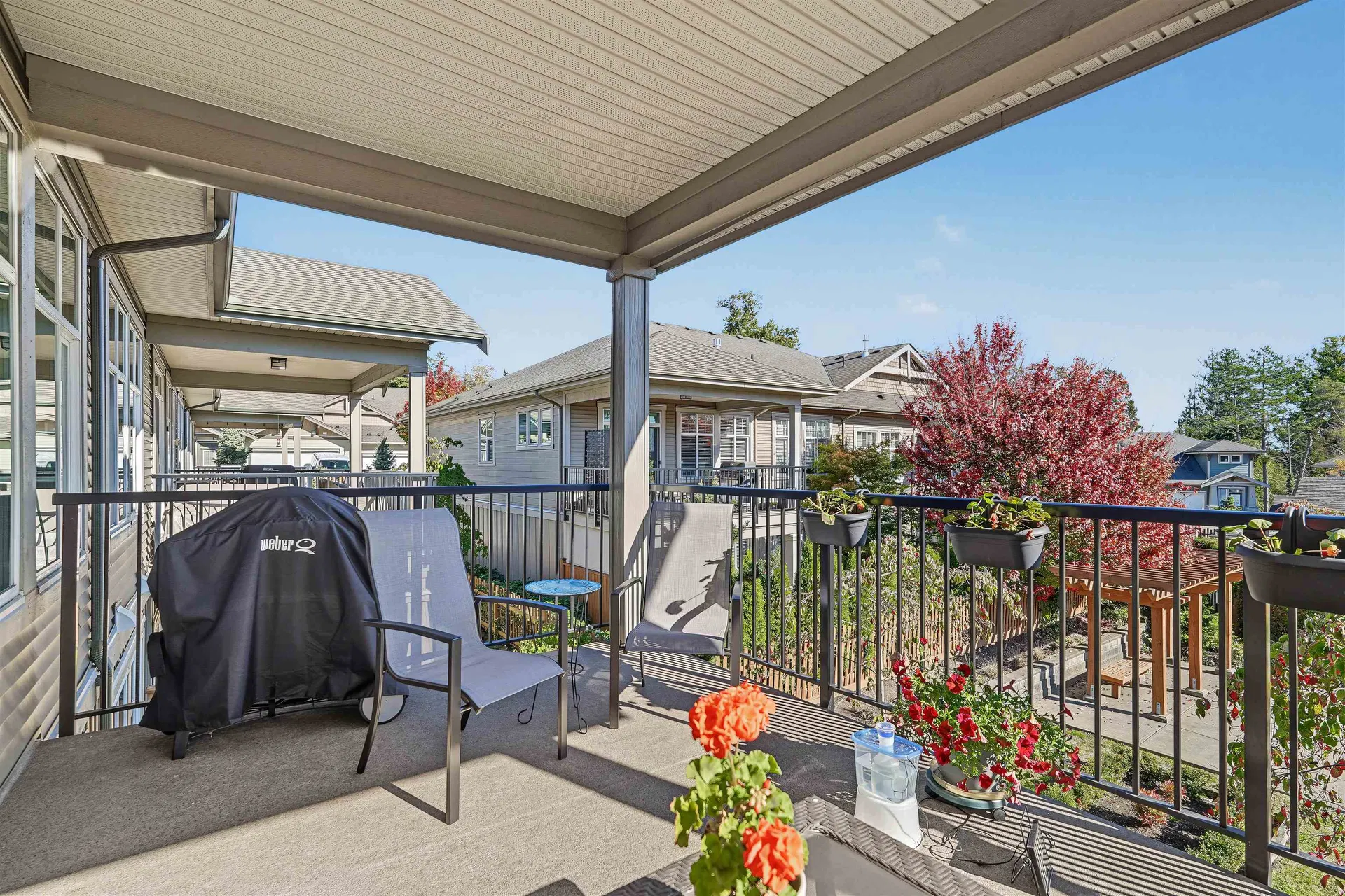 Photo 5 of 40 at #88 – 7138 210 Street