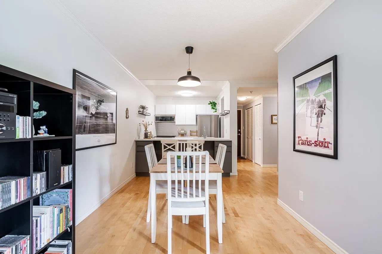 Photo 5 of 30 at #303 – 1510 W 1st Avenue