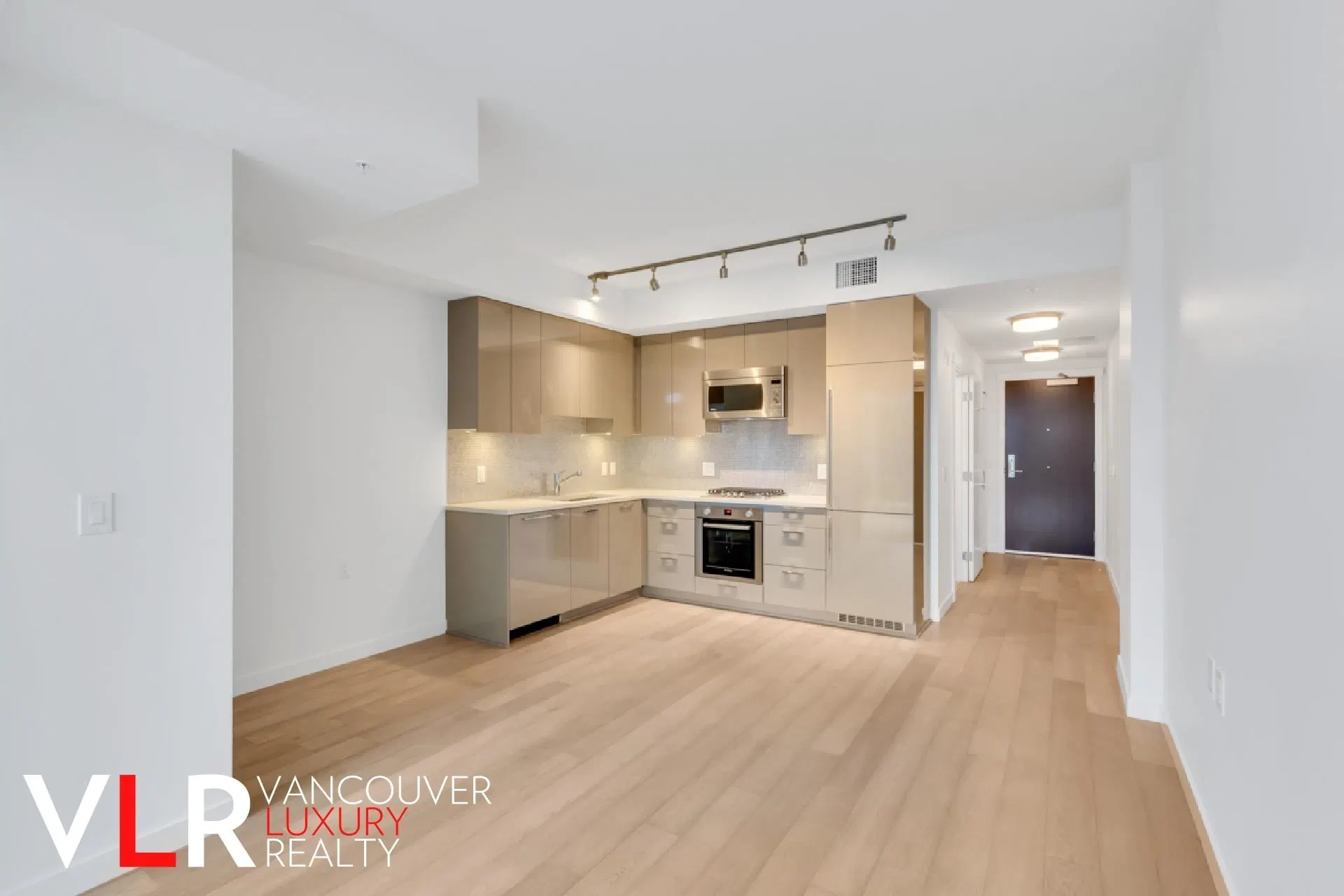 Photo 5 of 19 at #307 – 4171 Cambie Street