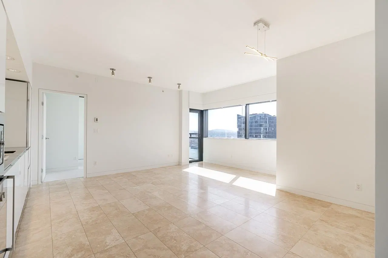 Photo 3 of 34 at #2902 – 838 W Hastings Street