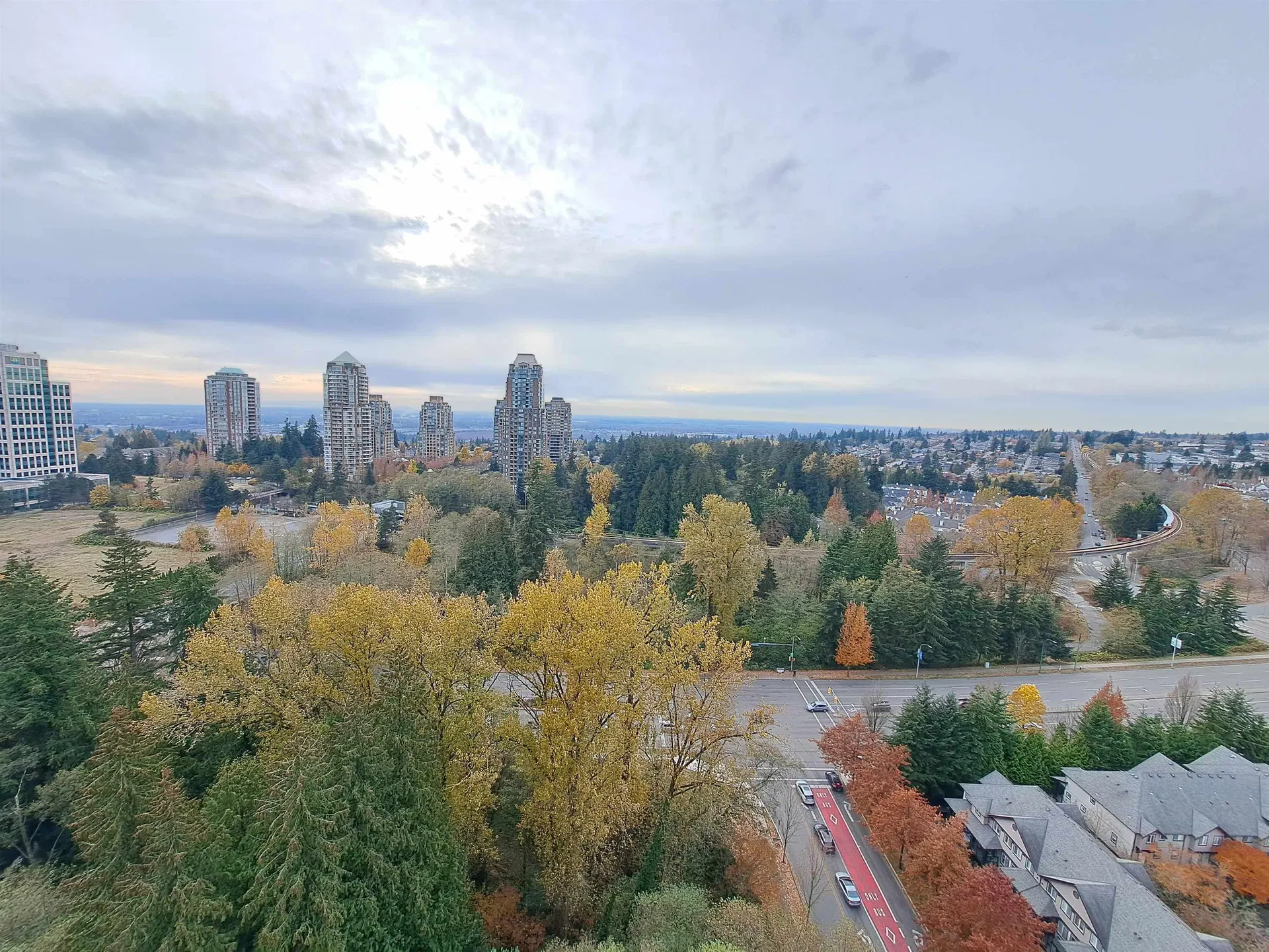 Photo 3 of 11 at #2601 – 7090 Edmonds Street