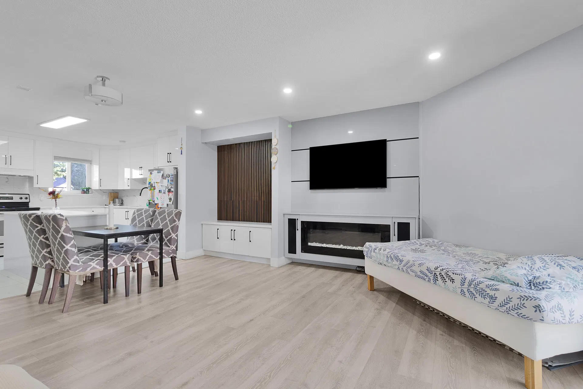 Photo 1 of 28 at #77 – 6657 138 Street