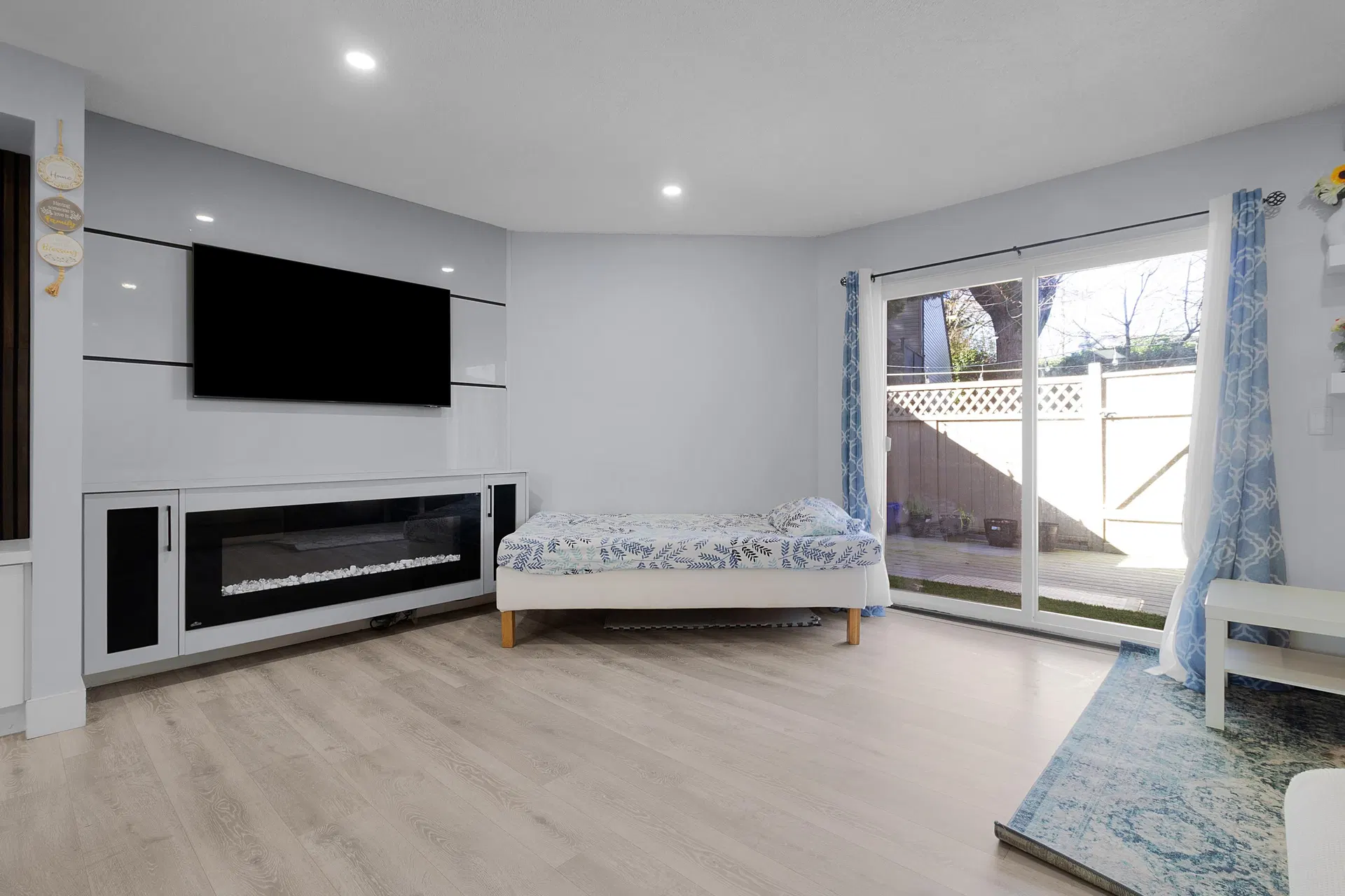 Photo 2 of 28 at #77 – 6657 138 Street