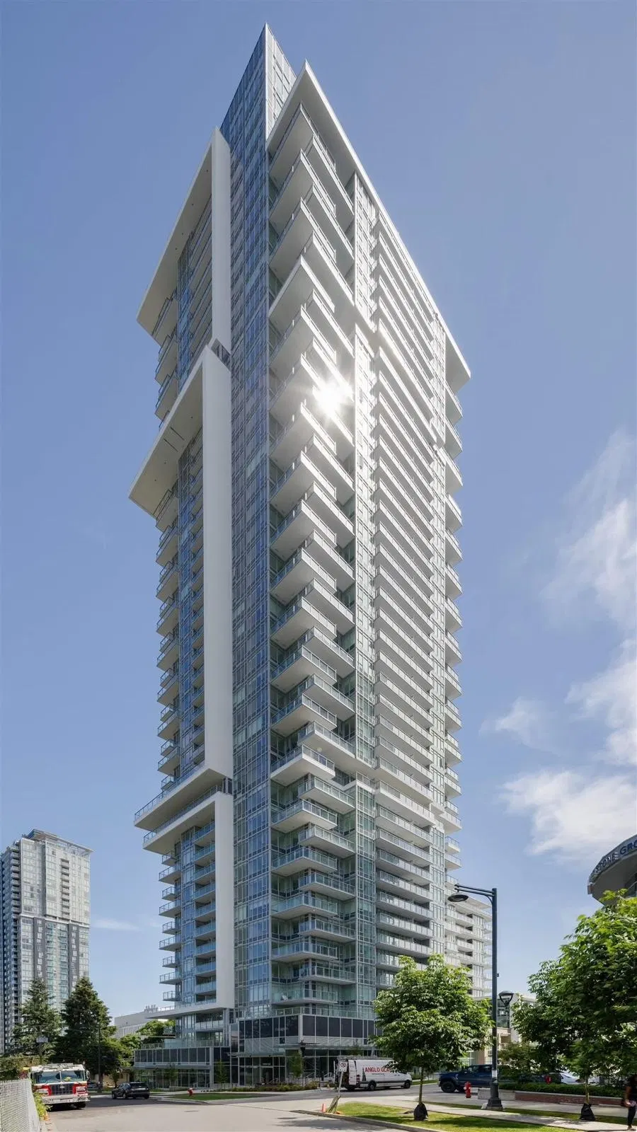 #516 – 13350 Central Avenue