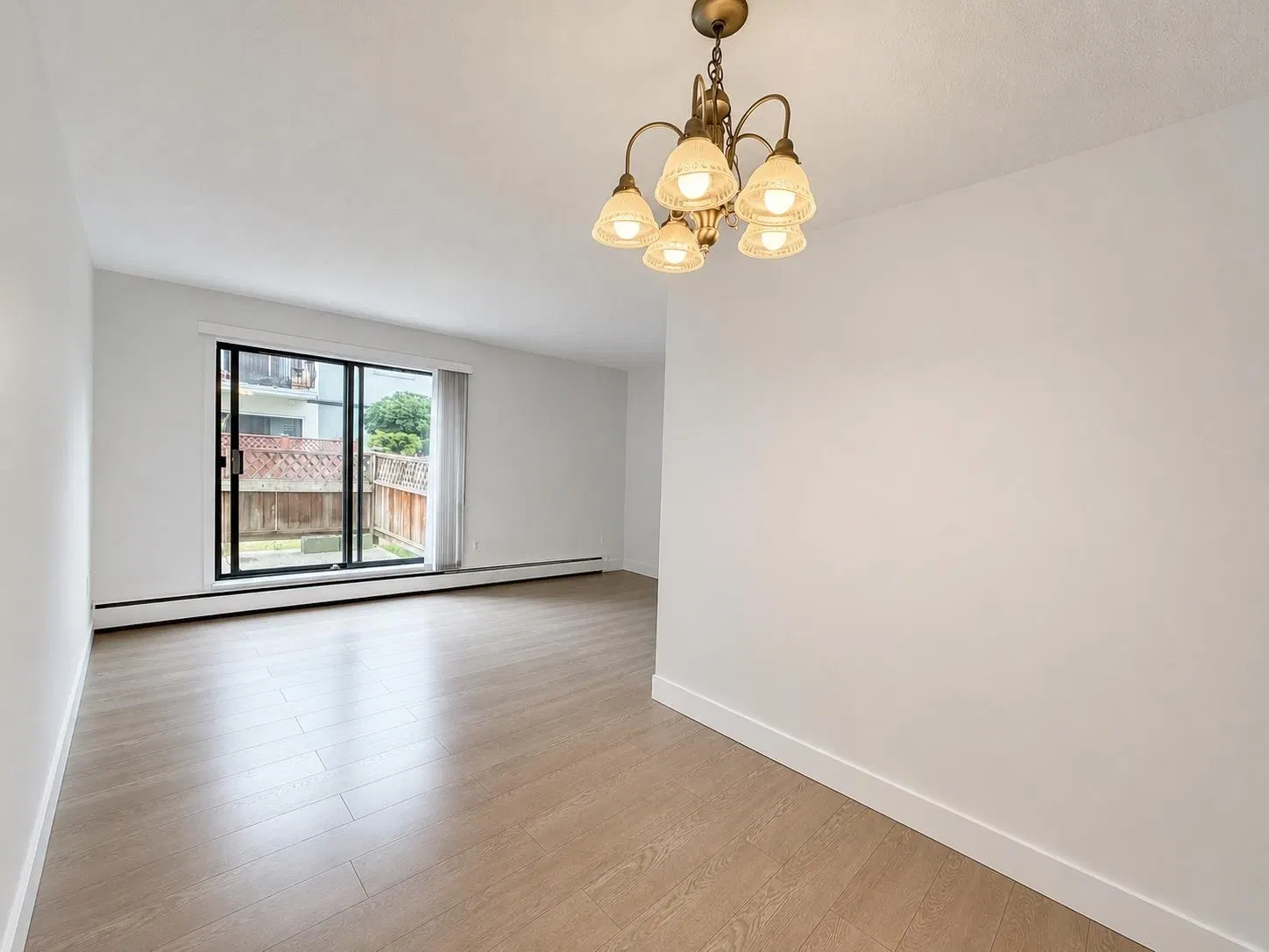Photo 3 of 11 at #123 – 8051 Ryan Road