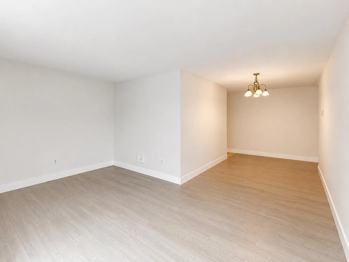 Photo 4 of 11 at #123 – 8051 Ryan Road