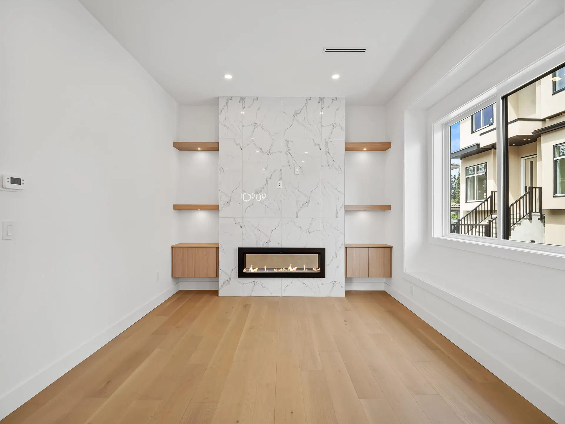 Photo 4 of 30 at #4 – 6885 Aubrey Street