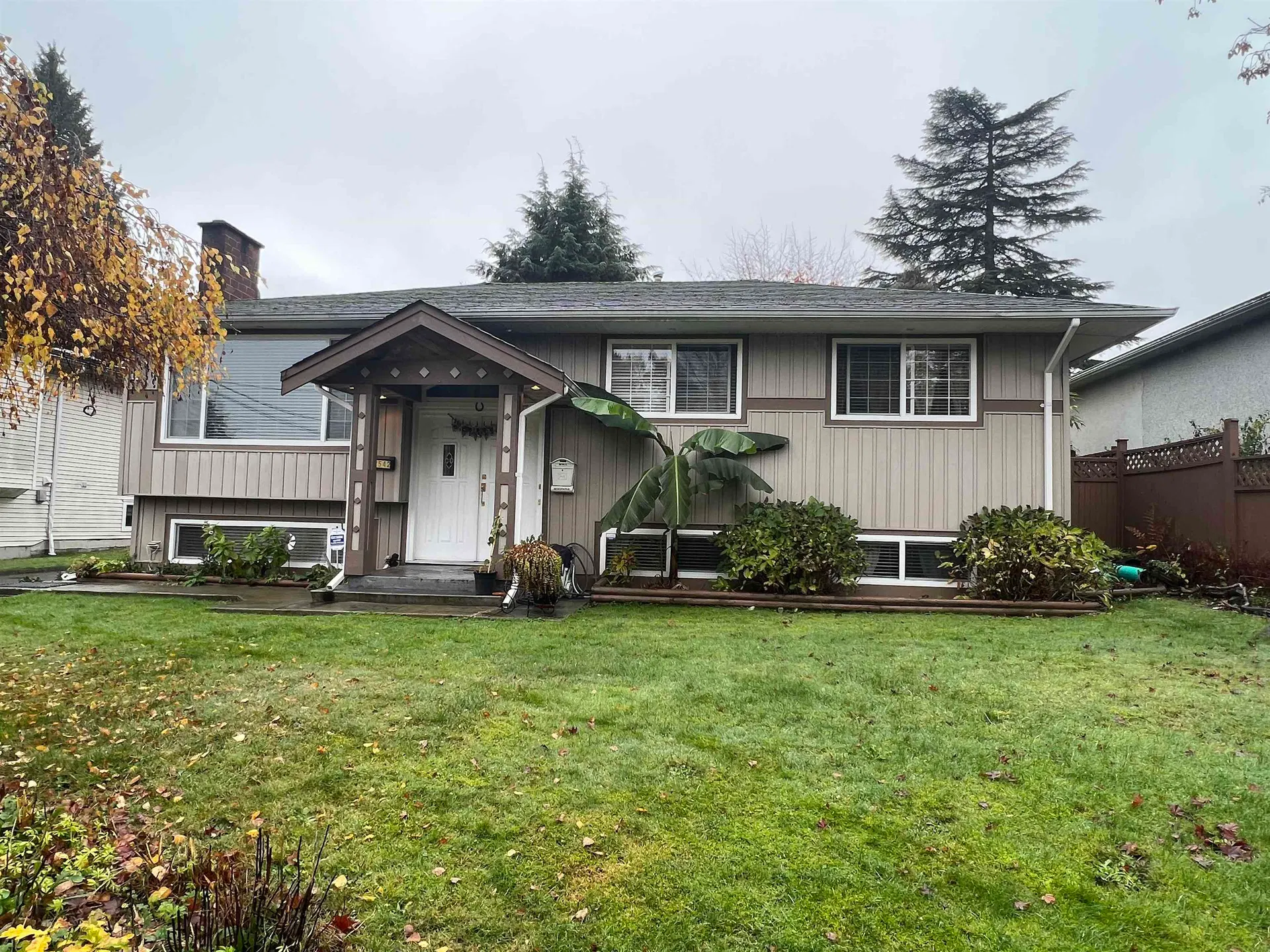 Photo 1 of 31 at 12542 Grove Crescent