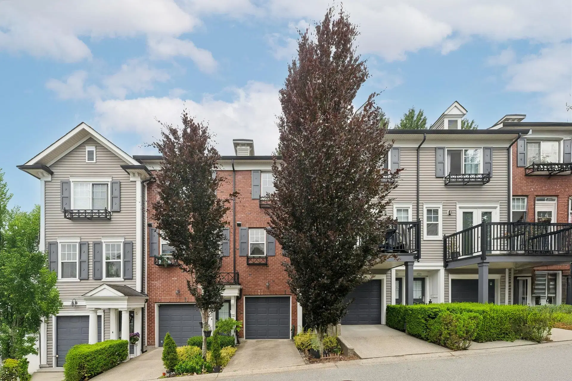 #85 – 688 Edgar Avenue