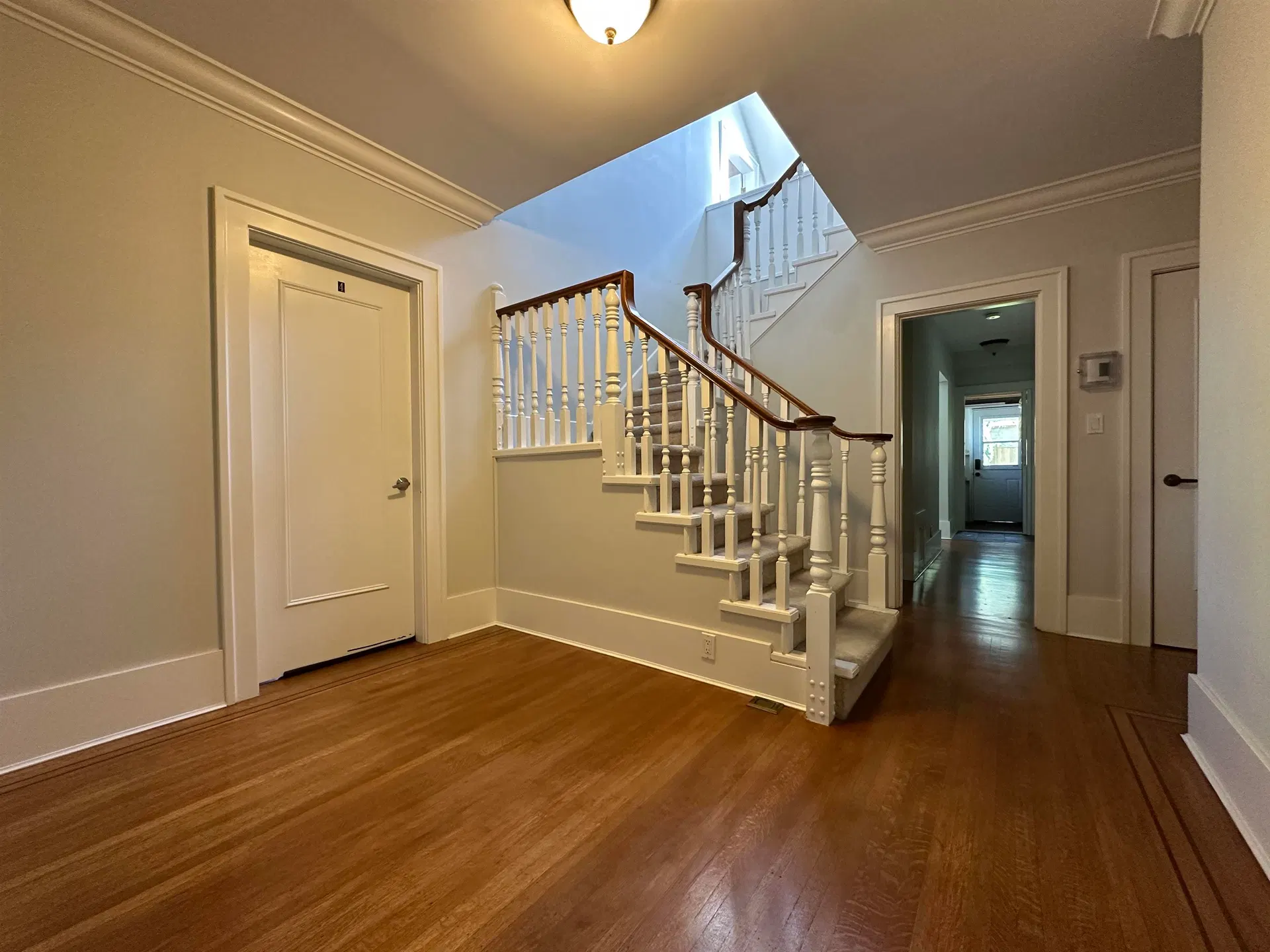 Photo 5 of 21 at 4678 W 3rd Avenue