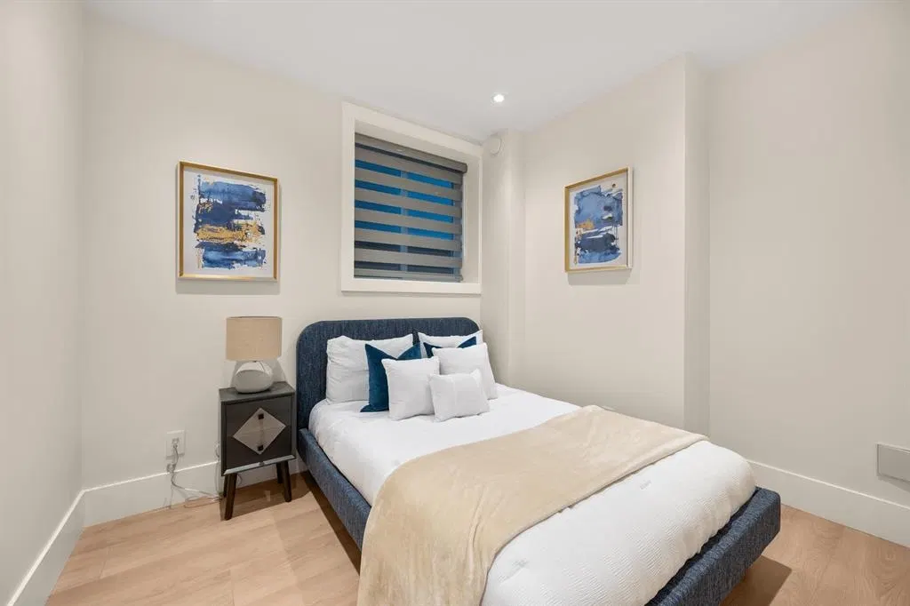 Photo 5 of 12 at Suite – 324 E 18th Street