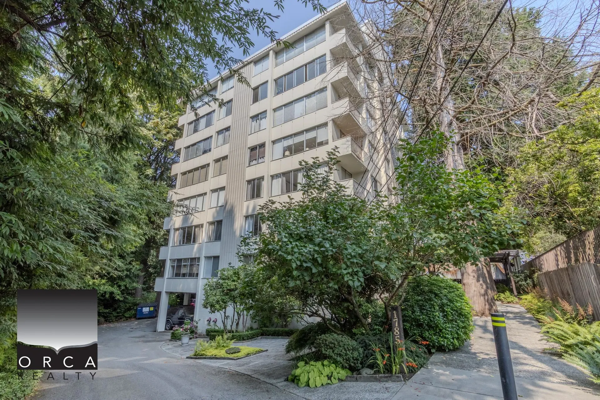 Photo 1 of 23 at #701 – 1785 Esquimalt Avenue