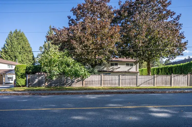 Photo 2 of 32 at #8 – 4840 207 Street
