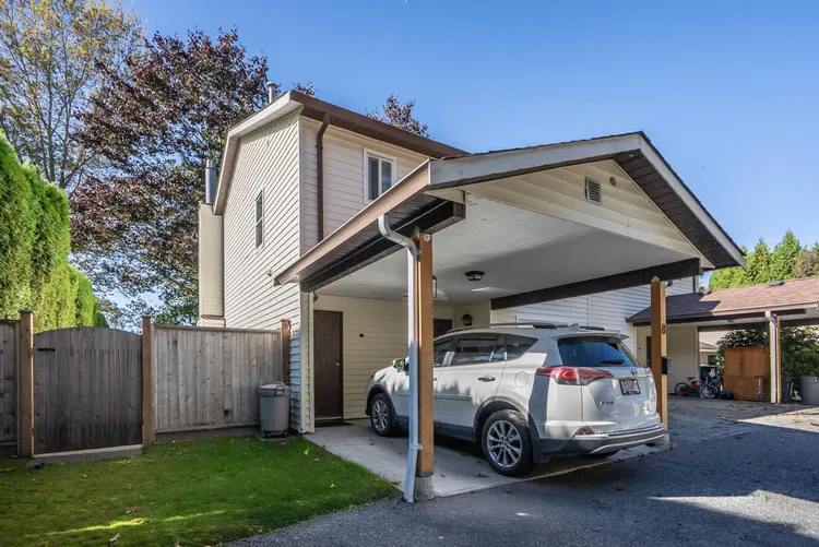 Photo 5 of 32 at #8 – 4840 207 Street