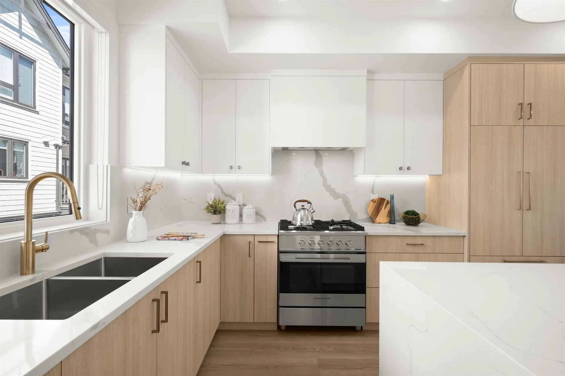 Photo 3 of 39 at #83 – 16358 90 Avenue